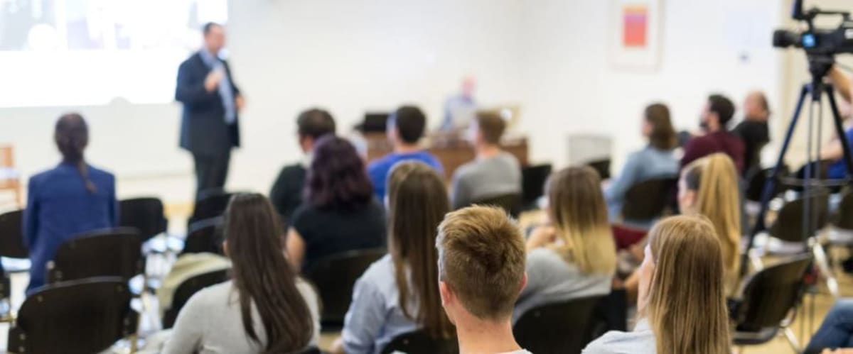 MIT Professor's 40-Year Speech Reveals Public Speaking Secrets - Image 4
