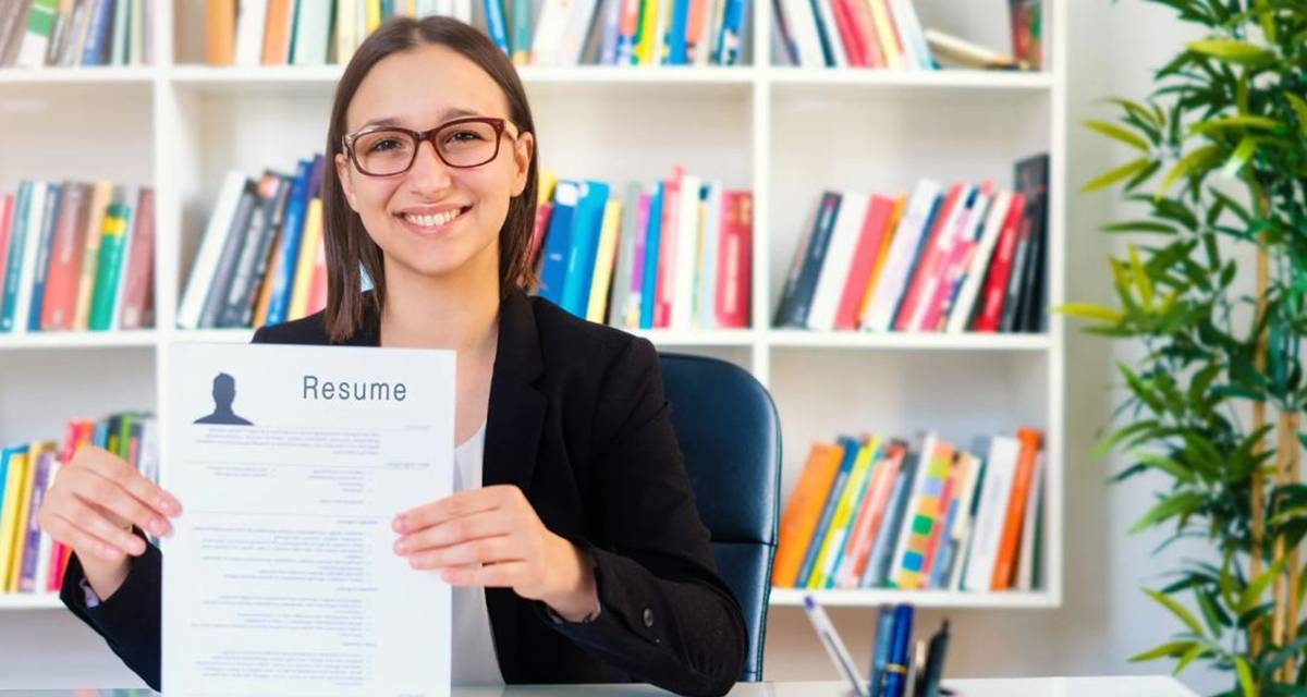 Simple Resume Gets 3X More Interest Than Fancy Designs