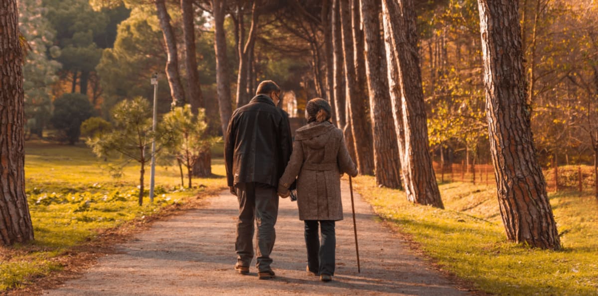 Dad Returns After 27 Years to Care for Ex-Wife With Cancer - Image 4
