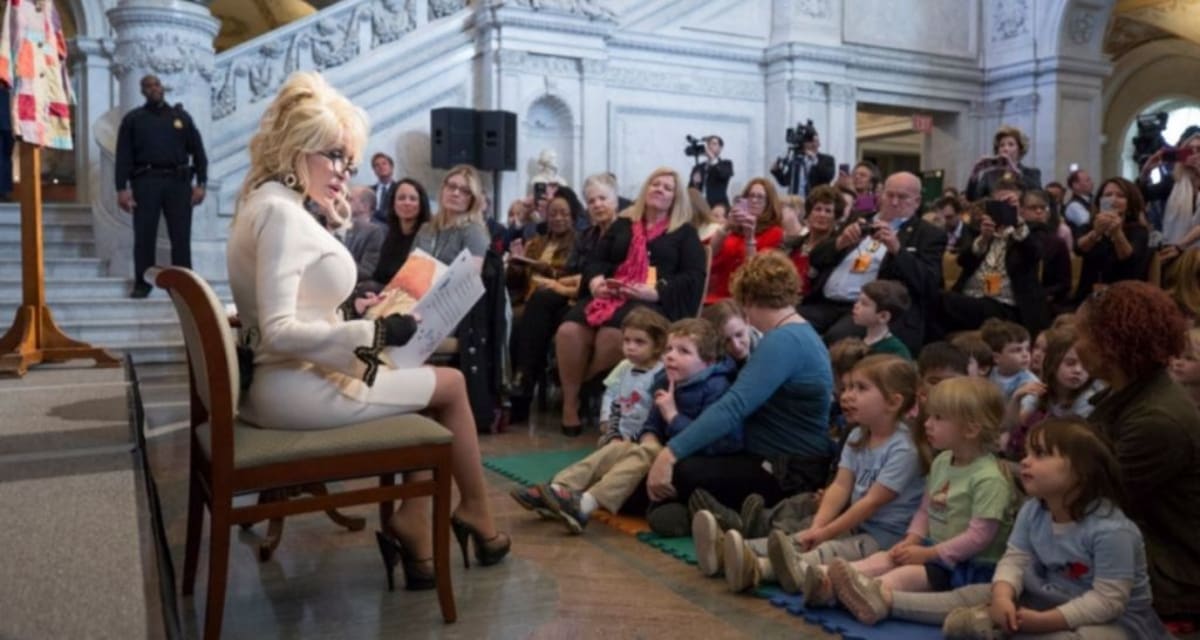 How Dolly Parton Won America's Heart Without Going Quiet - Image 4