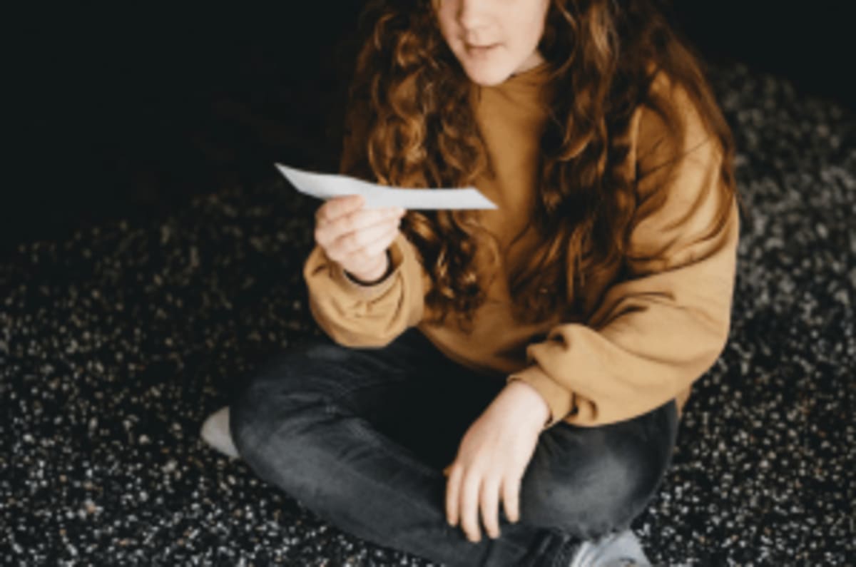 After 14 Years Vegan, Woman Tries Steak and Breaks Down - Image 5