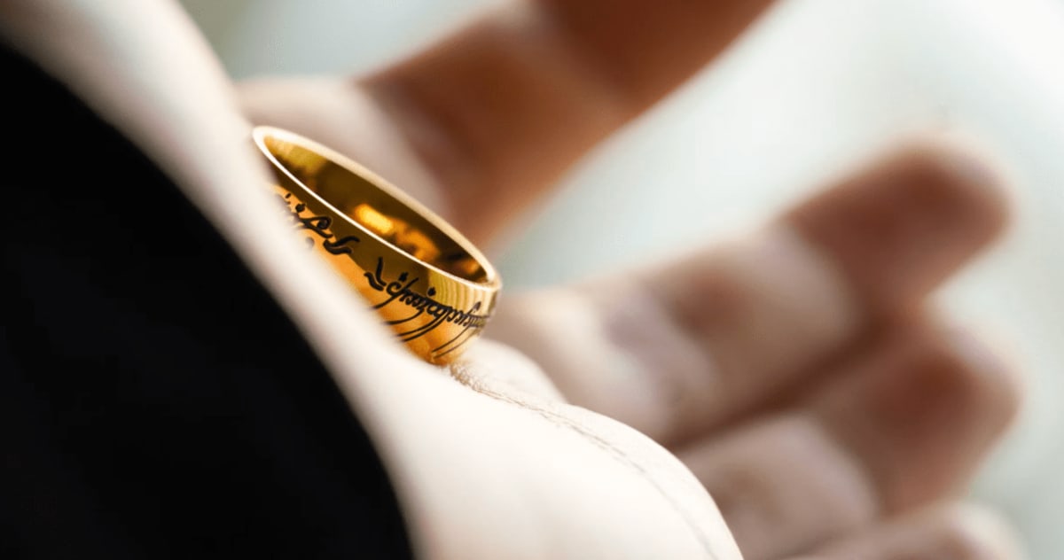 9-Year-Old Finds Uncle's Wedding Ring Lost for 10 Years - Image 5