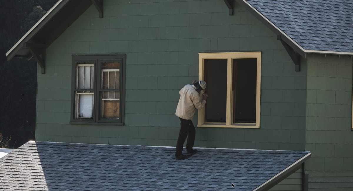 Wrong Address Leads Technician to Answer Woman's Prayer