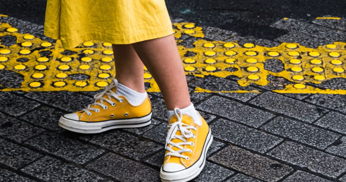 Japanese Engineer's Yellow Tiles Now Guide Millions Worldwide - Image 4