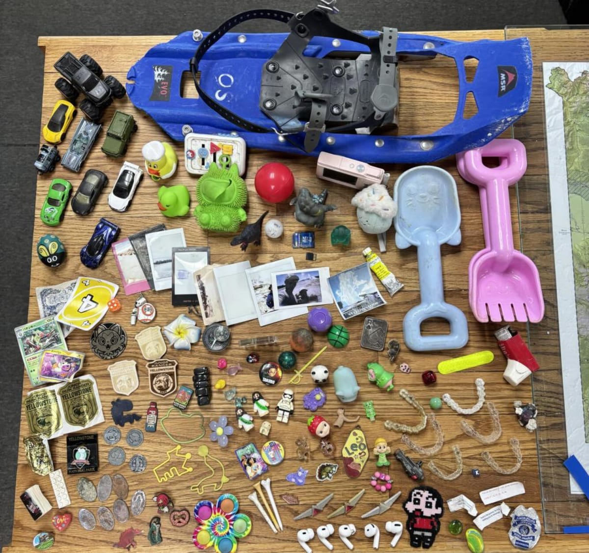 Yellowstone Removes 20,000 Items from Geysers and Hot Springs - Image 4