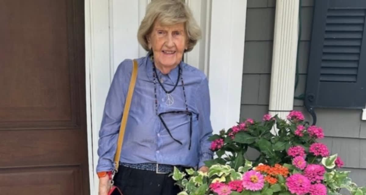 96-Year-Old Artist Says Life After 75 Is 'Most Important - Image 3