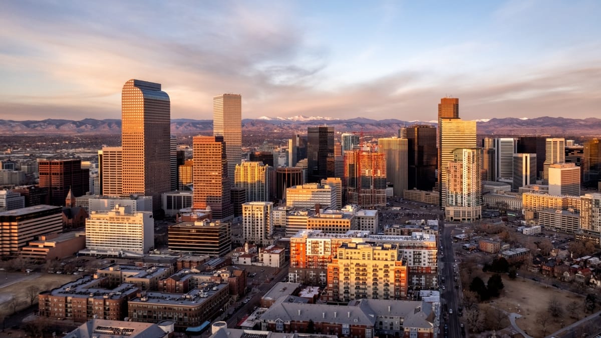 Denver Replaces 1800s Gas System with Sewage-Powered Heat