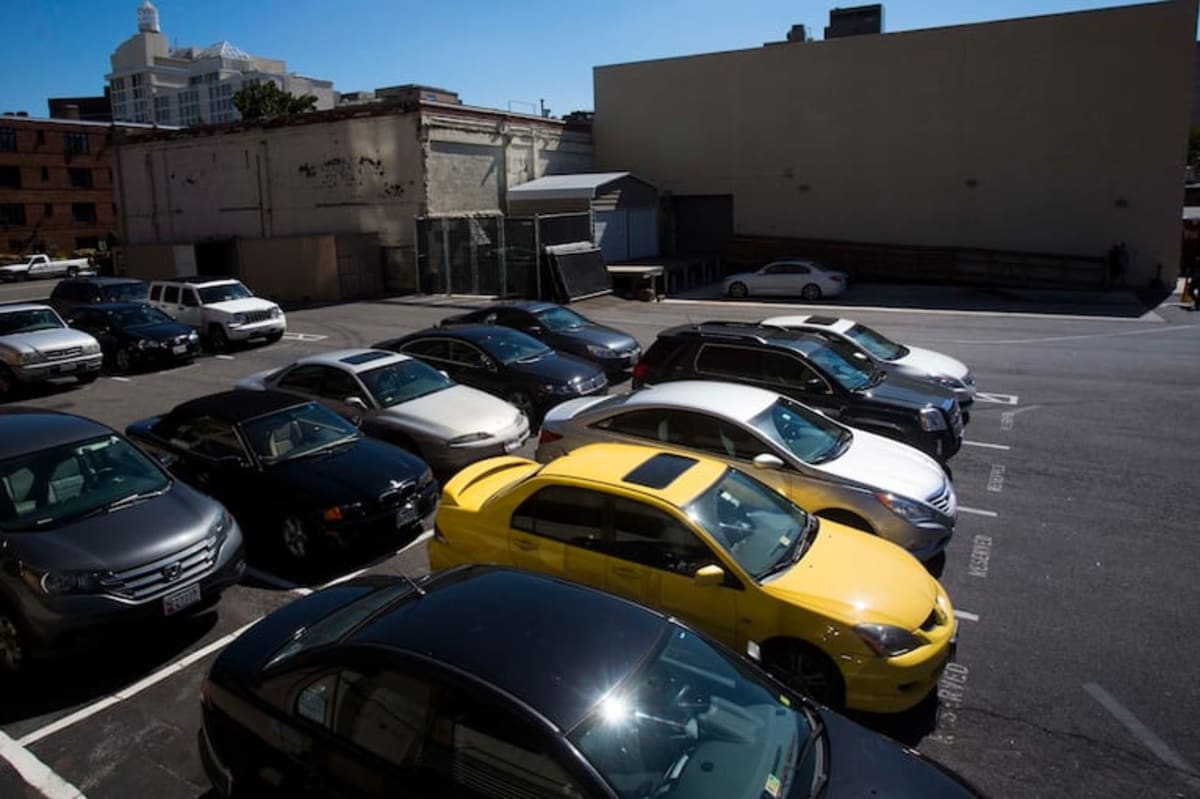 Eileen Gu Makes History With Perfect 6-Medal Olympic Record - Image 3