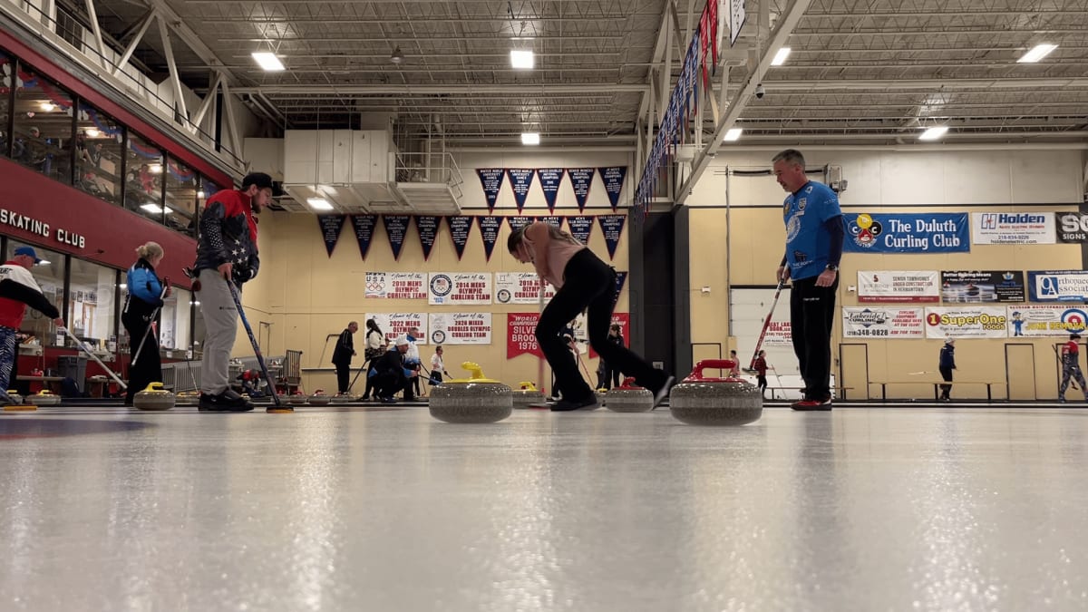 Duluth Curling Event Raises $470K to End Child Hunger - Image 2