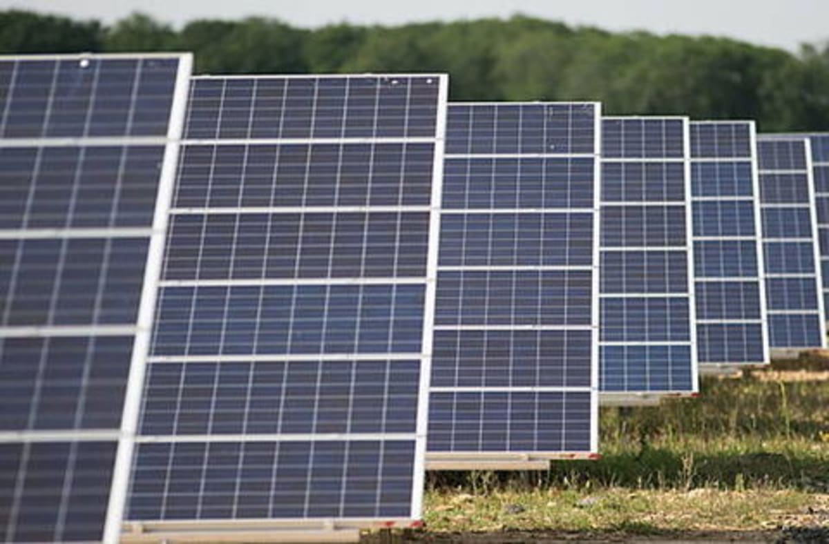Ireland Hits Solar Record as Renewables Power 42% of Grid