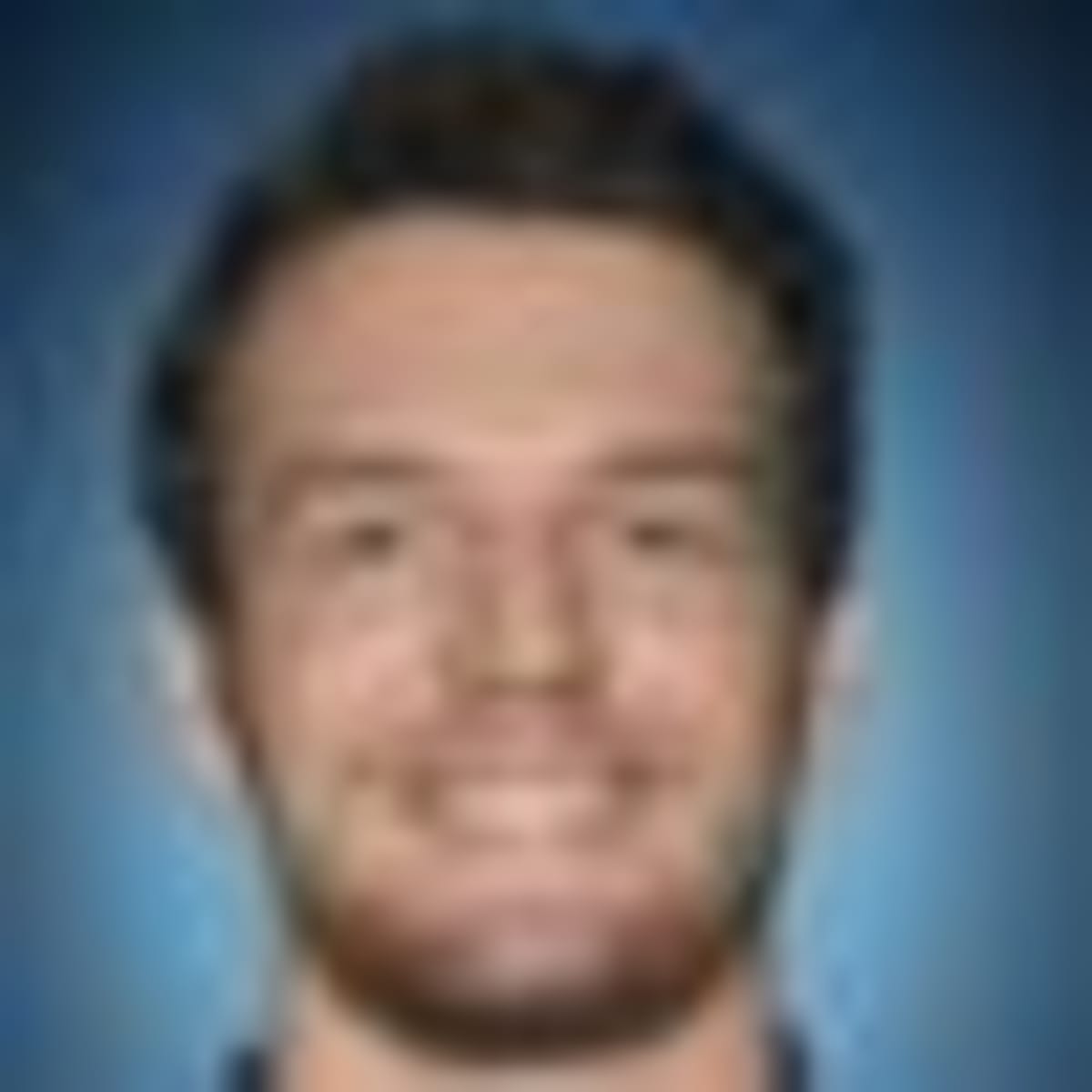 Luke Combs Raises $150K for Kids' Hospital Opening Cards - Image 2