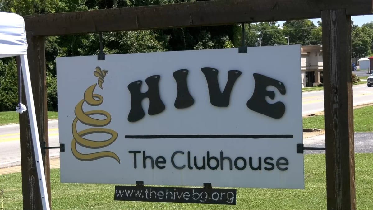 Kentucky Nonprofit's Pop-Up Shop Empowers Adults with Disabilities