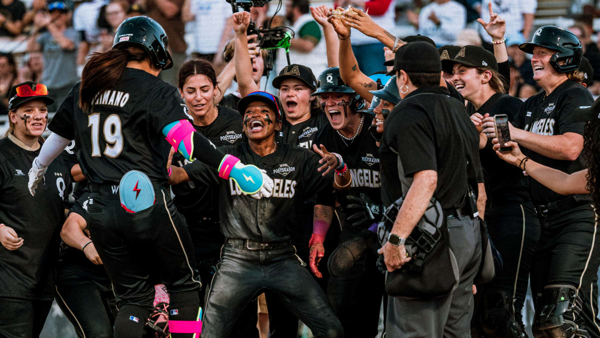 LA Women's Baseball Team Wins 15-11 Thriller for Finals Spot - Image 2