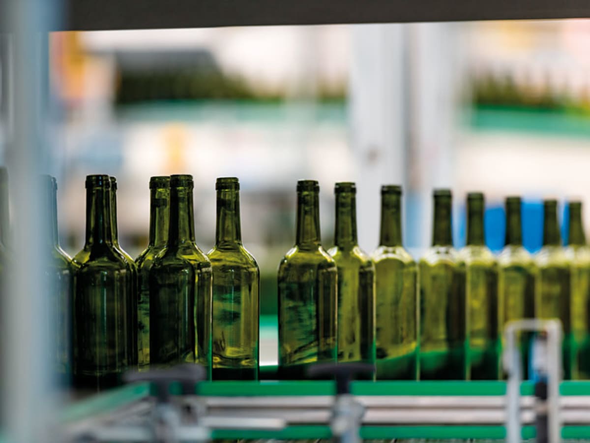 Glass Company Cuts Emissions 22% While Boosting Recycling - Image 2