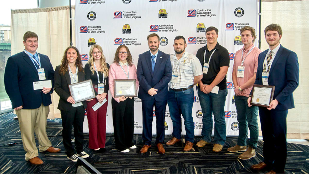 Army Veteran Wins $8K Scholarship Days After Becoming a Dad