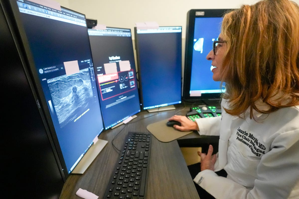 New Cancer Vaccine Stops Melanoma Return in Major Trial - Image 2