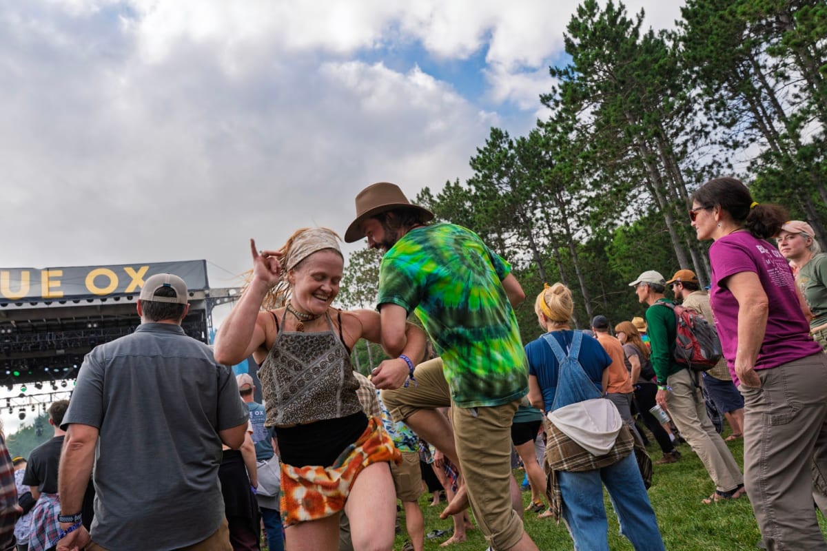 Wisconsin's Blue Ox Festival Unites Bluegrass Family - Image 3