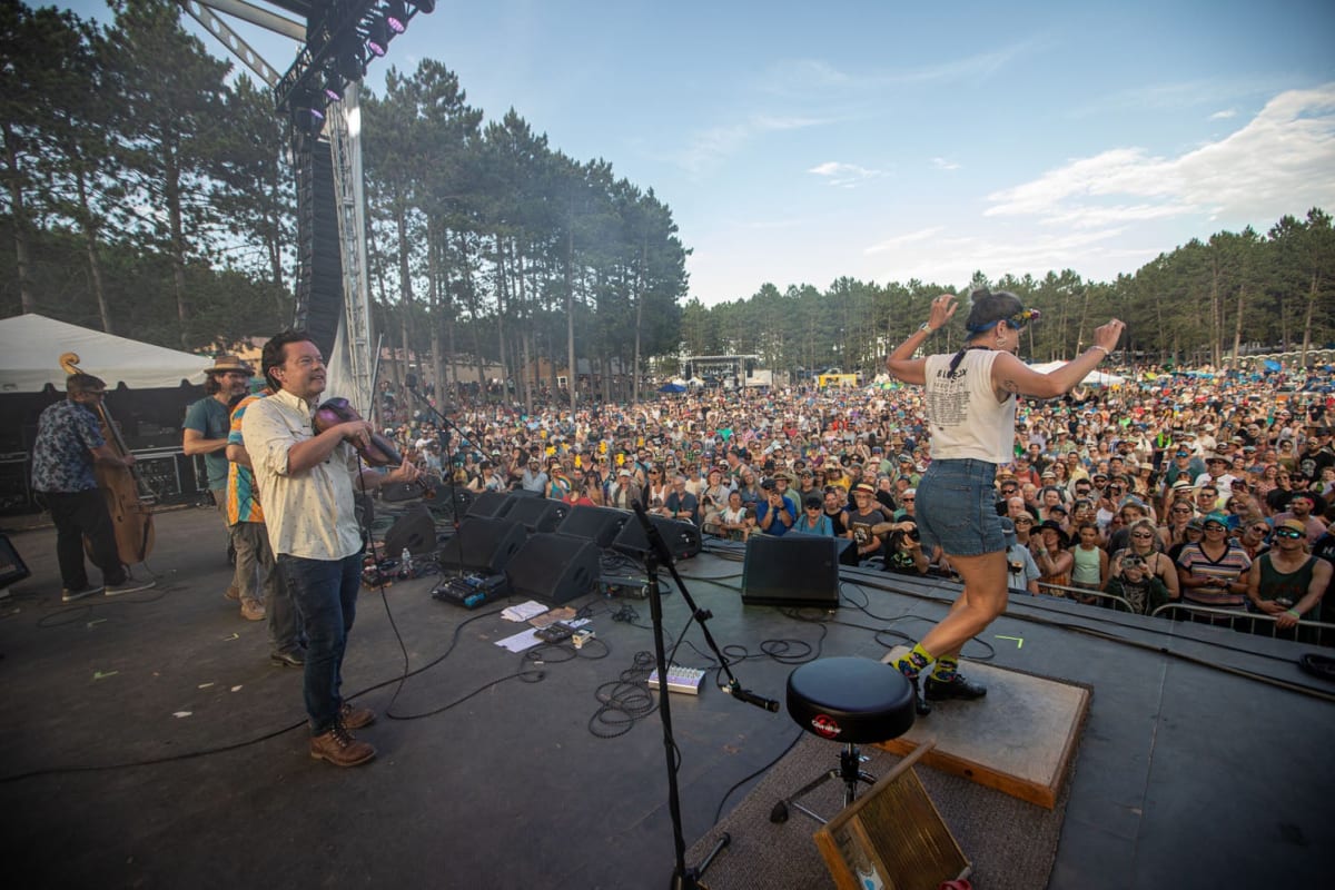 Wisconsin's Blue Ox Festival Unites Bluegrass Family - Image 5