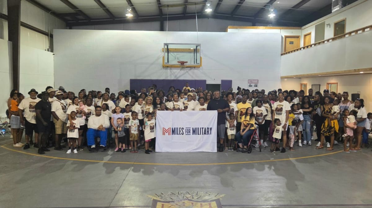 Airman Flies Home for 50th Family Reunion After 3 Years