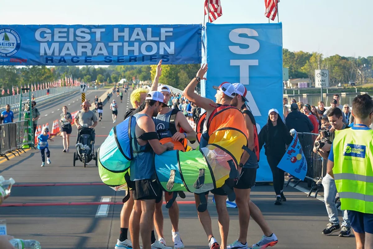 5 Friends Chase Second World Record in Caterpillar Costume - Image 3