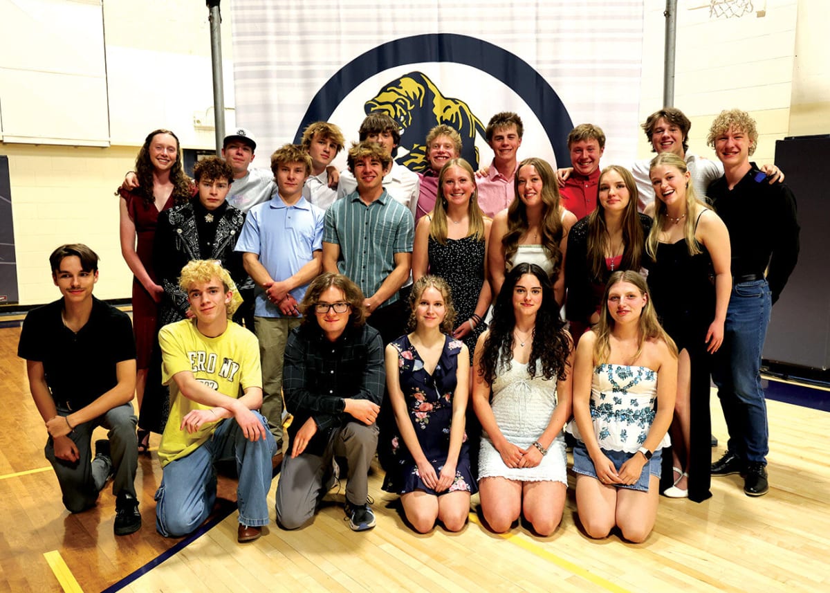 Nederland Seniors Win $1.2M in College Scholarships