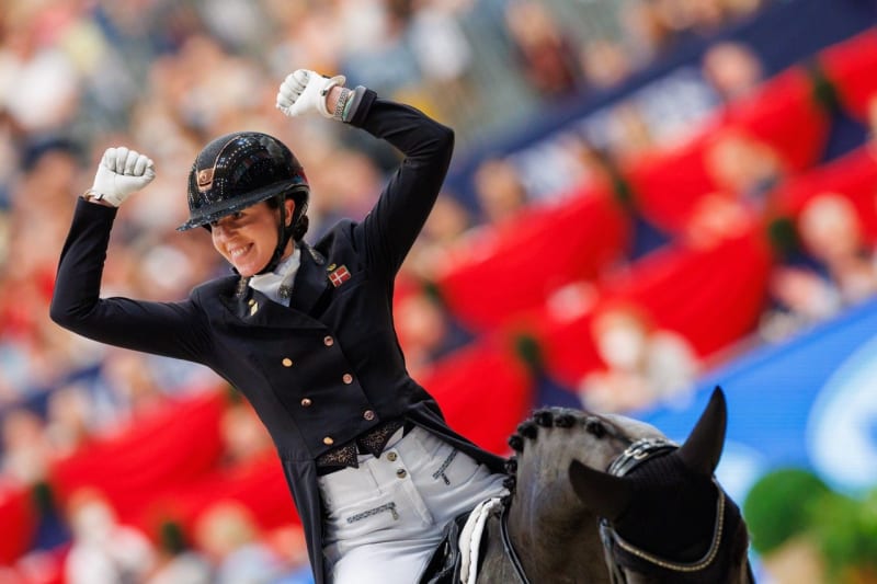 New Mom Wins World Cup Dressage 3 Months After Birth
