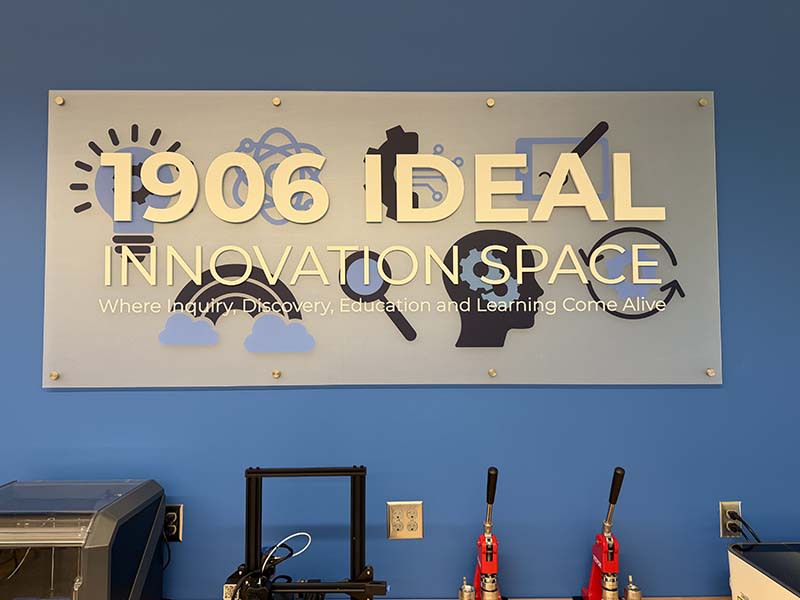 Notre Dame Academy Opens STEM Innovation Space for Girls - Image 5