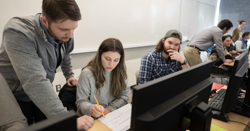 Montana Students Offer Free Tax Help for Low-Income Earners