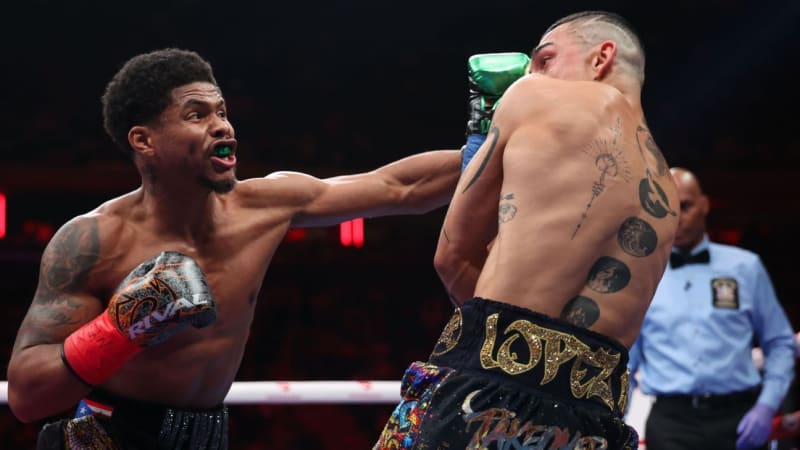 Shakur Stevenson raises his arms in victory after winning his fourth world title at Madison Square Garden