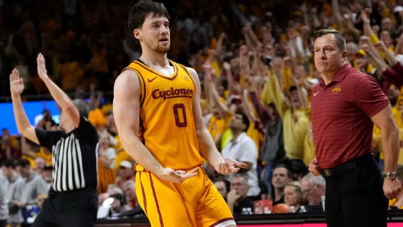 Iowa State Stuns #2 Houston With Late 3-Pointer Rally
