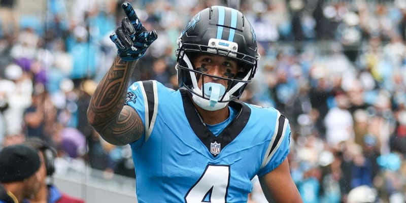 Panthers' McMillan Wins NFL Rookie of the Year Award - Image 2