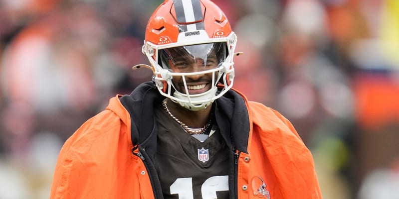Rookie Shedeur Sanders Earns Pro Bowl Nod in First Season - Image 2