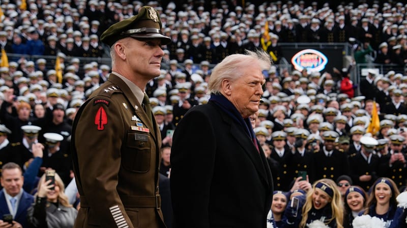 Trump Signs Order to Protect Army-Navy Game Time Slot - Image 3