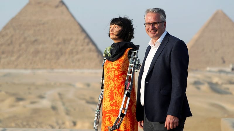 Robot Designs First Building for Moon and Mars Bases - Image 5