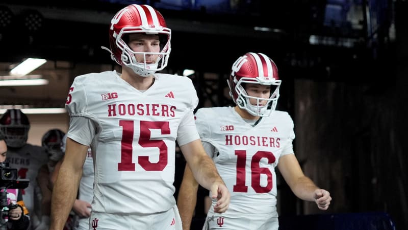 Indiana QB Turns Burger into $150K for MS Research - Image 5