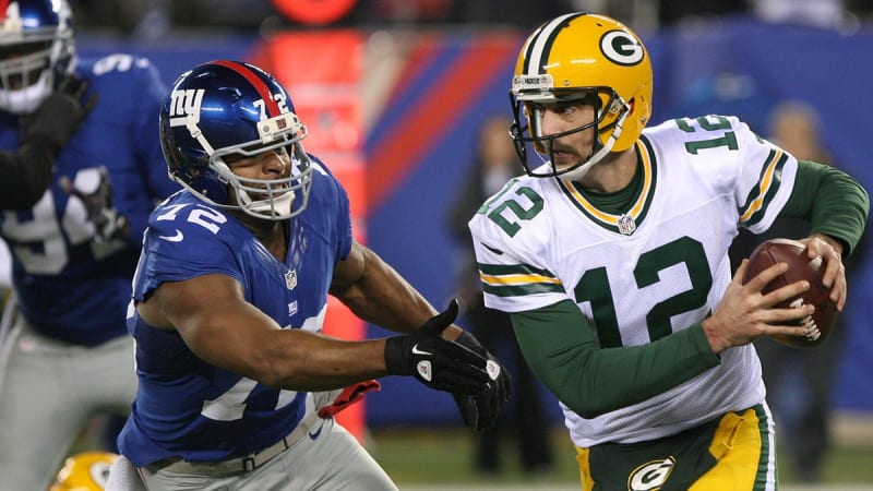 Super Bowl Champ Wakes From Coma to Friend's Loyal Love - Image 5