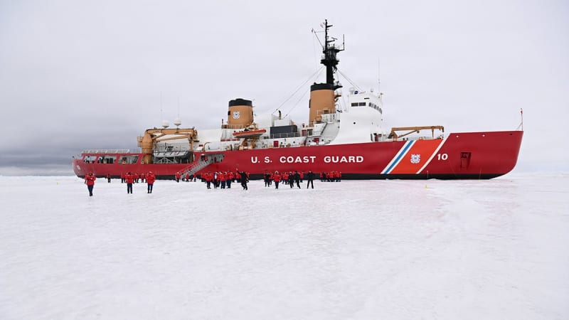 Coast Guard Frees 400 Passengers Trapped in Antarctic Ice - Image 5
