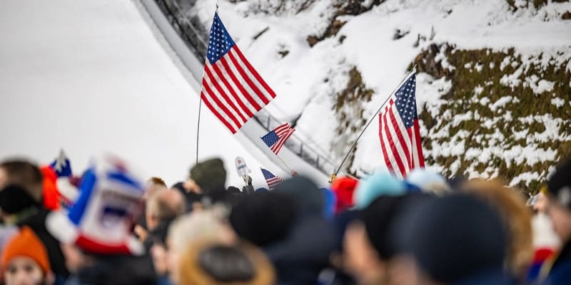 Elana Meyers Taylor Wins Olympic Gold by 0.04 Seconds - Image 2