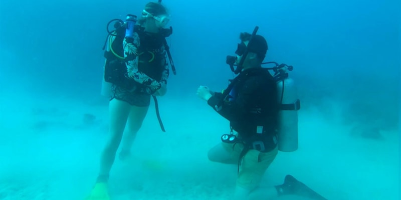 Diver Proposes 100 Feet Underwater at Fiji Shipwreck - Image 2