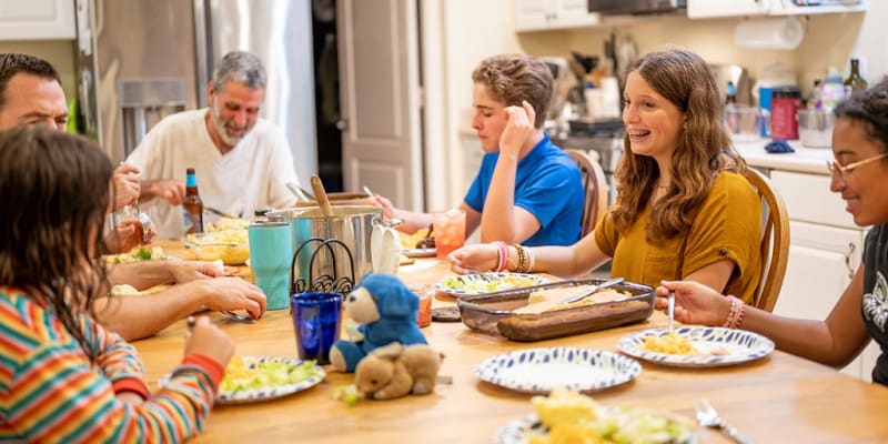 Family Dinners Reduce Teen Substance Use by 34% - Image 2
