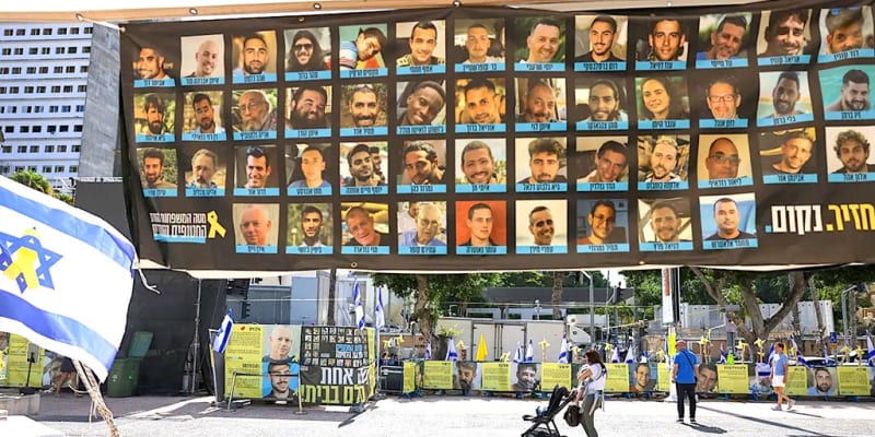 843 Days: Families Unite to Bring Every Hostage Home - Image 2