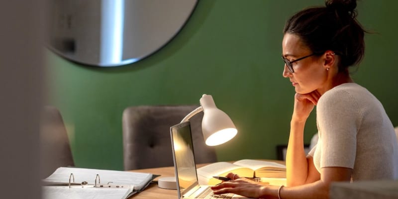 Dim Indoor Lighting May Trigger Nearsightedness Epidemic - Image 2