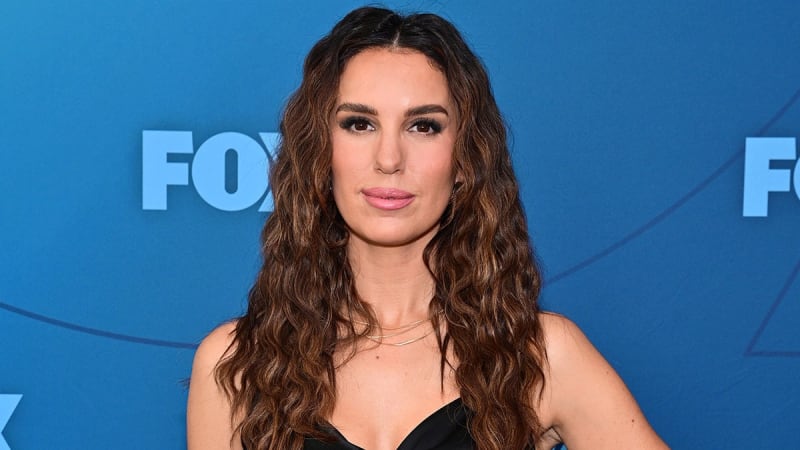 Disney Star Christy Carlson Romano Urges Cancer Screenings - Image 4