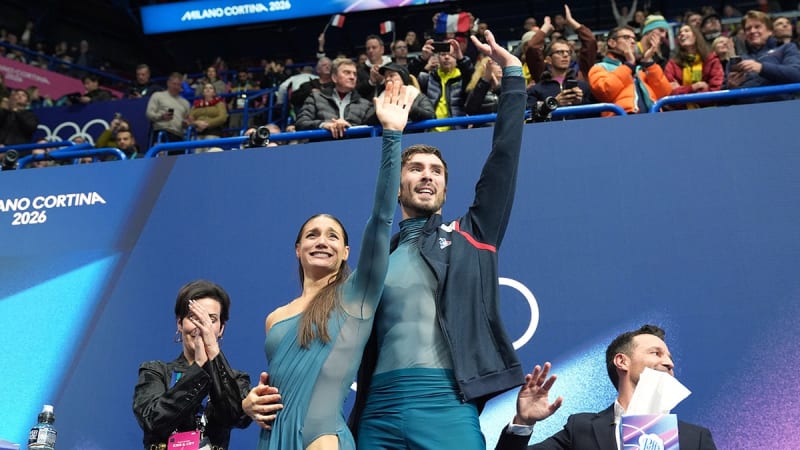 Ice Dance Couple Wins Silver at Milan Cortina Olympics - Image 4