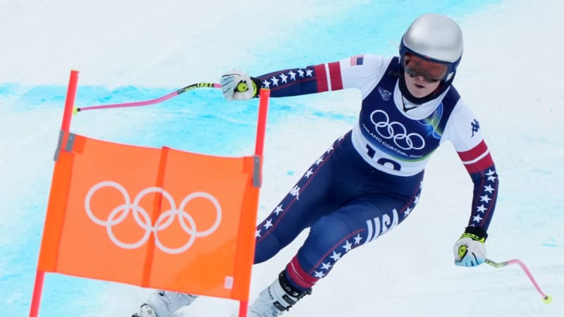 Lindsey Vonn Trains for Olympics Days After Tearing ACL - Image 3