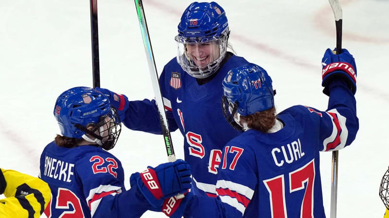 Team USA Women's Hockey Dominates 5-0, Heads to Gold Game - Image 5