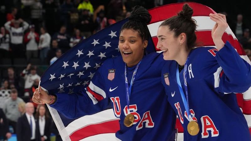 US Women's Hockey Team to Visit White House After Gold - Image 5