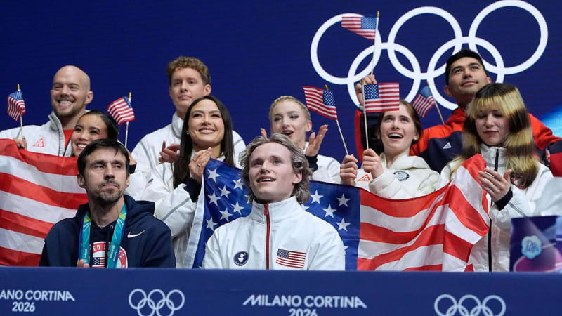 US Figure Skating Wins Gold by Just One Point - Image 4