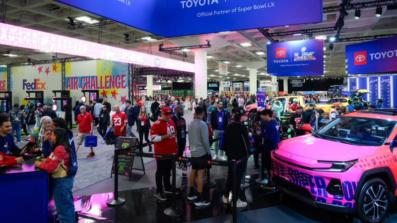 49ers Stars Celebrate San Francisco as Super Bowl Returns - Image 5