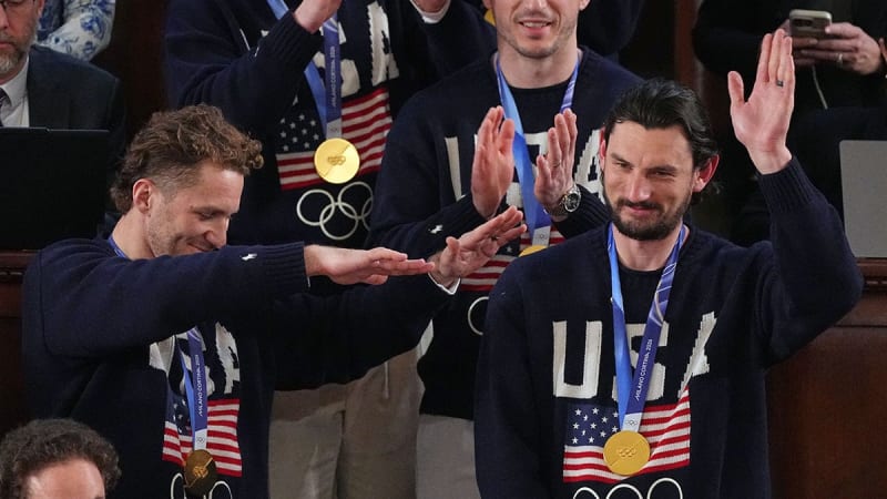 Olympic Hockey Team Gets Hero's Welcome at State of the Union - Image 4
